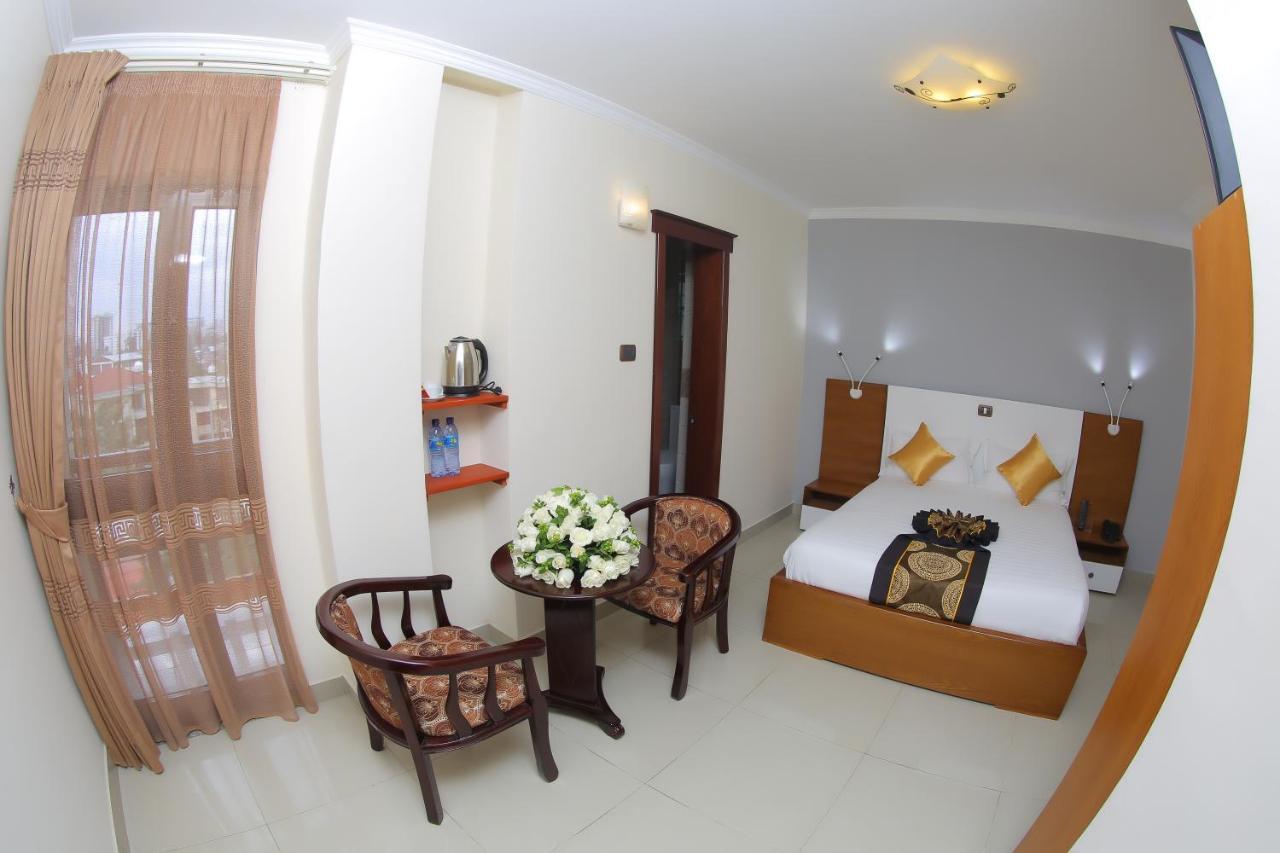 Hotel Tirago Addis Ababa Exteriör bild